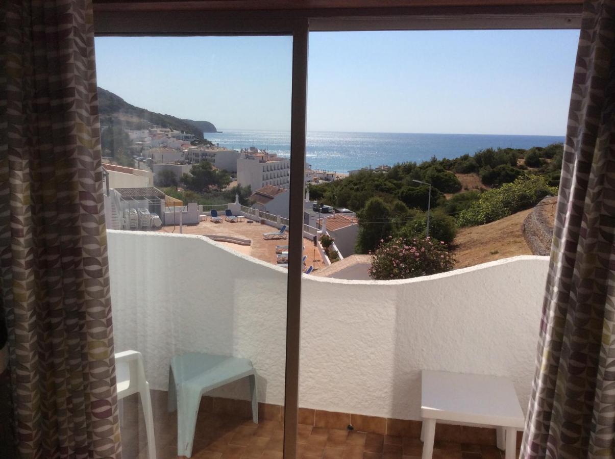Apartamentos Salema Praia Club 外观 照片