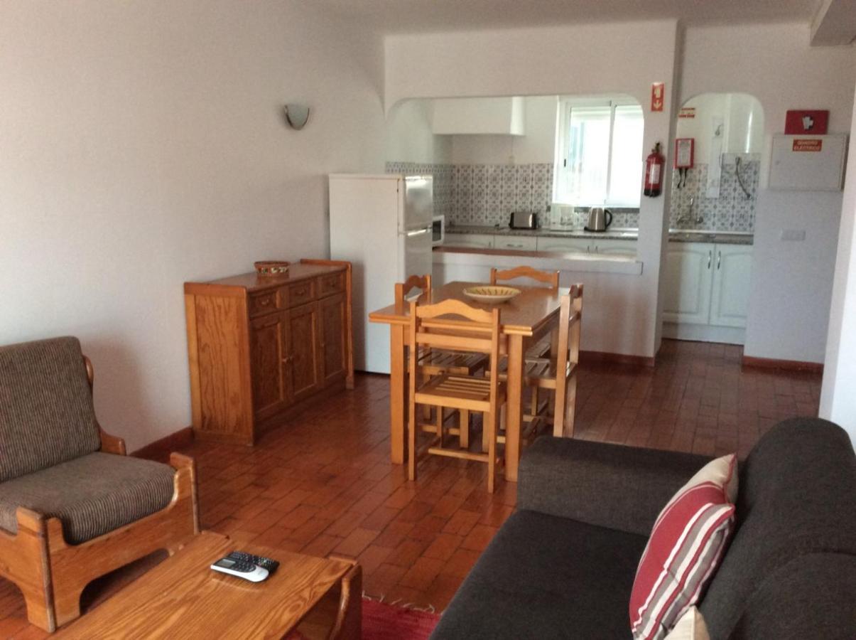 Apartamentos Salema Praia Club 外观 照片