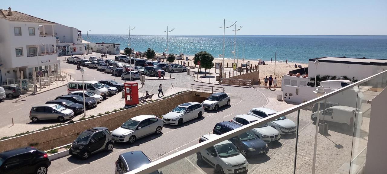 Apartamentos Salema Praia Club 外观 照片