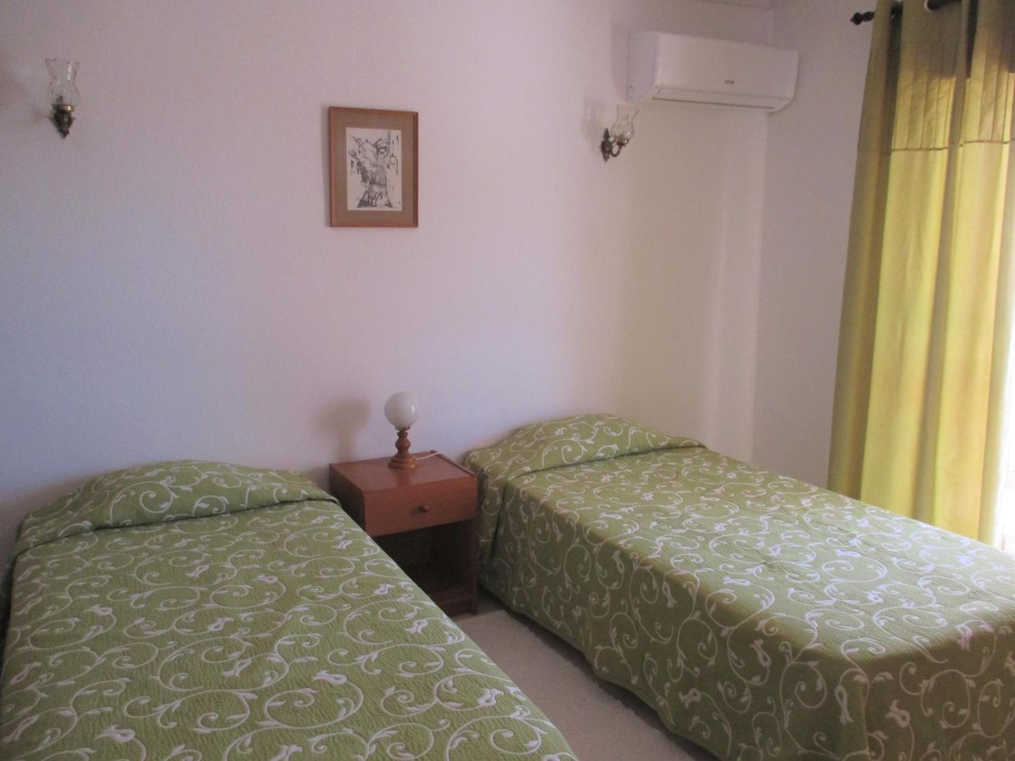 Apartamentos Salema Praia Club 外观 照片