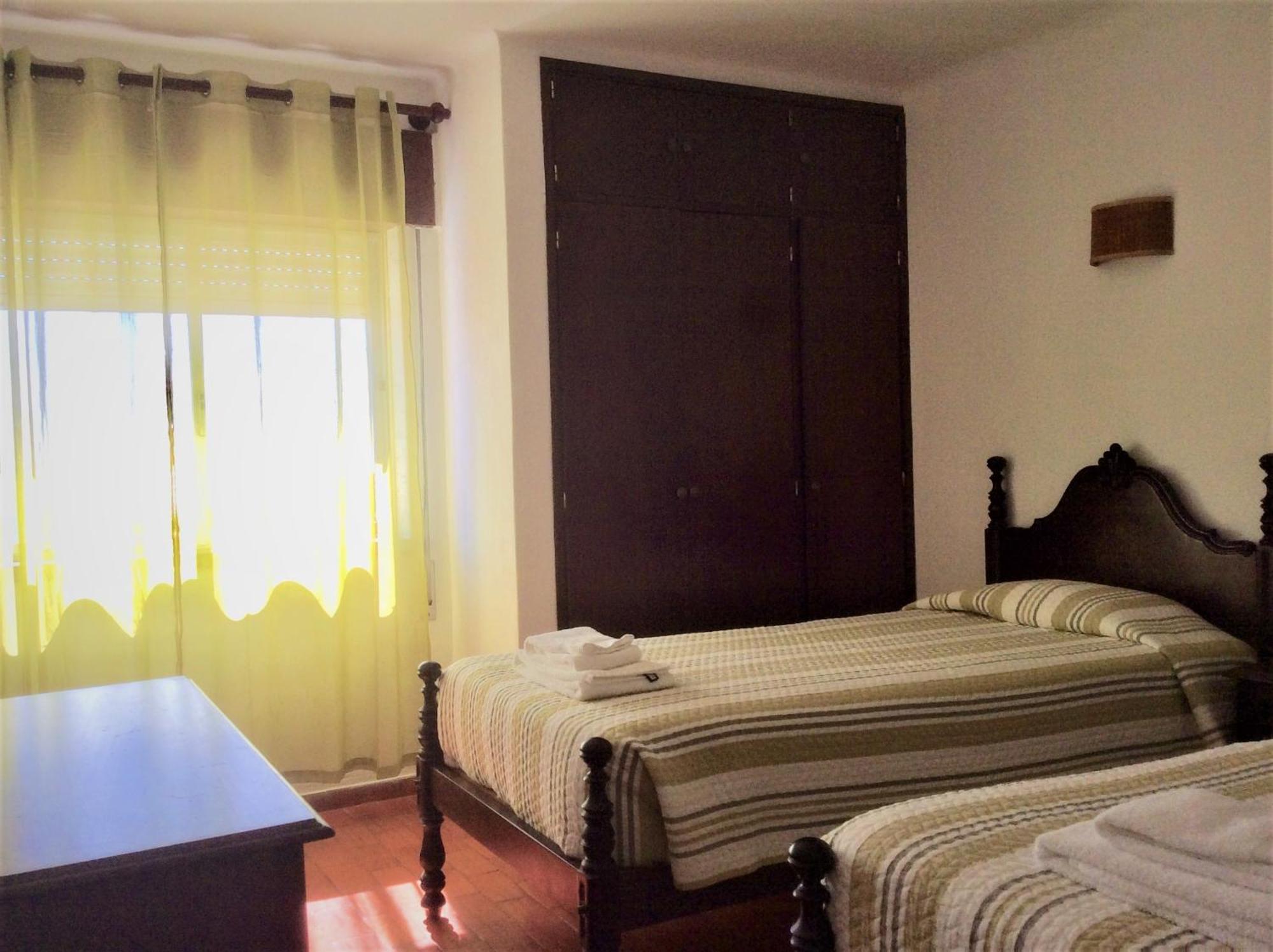 Apartamentos Salema Praia Club 外观 照片
