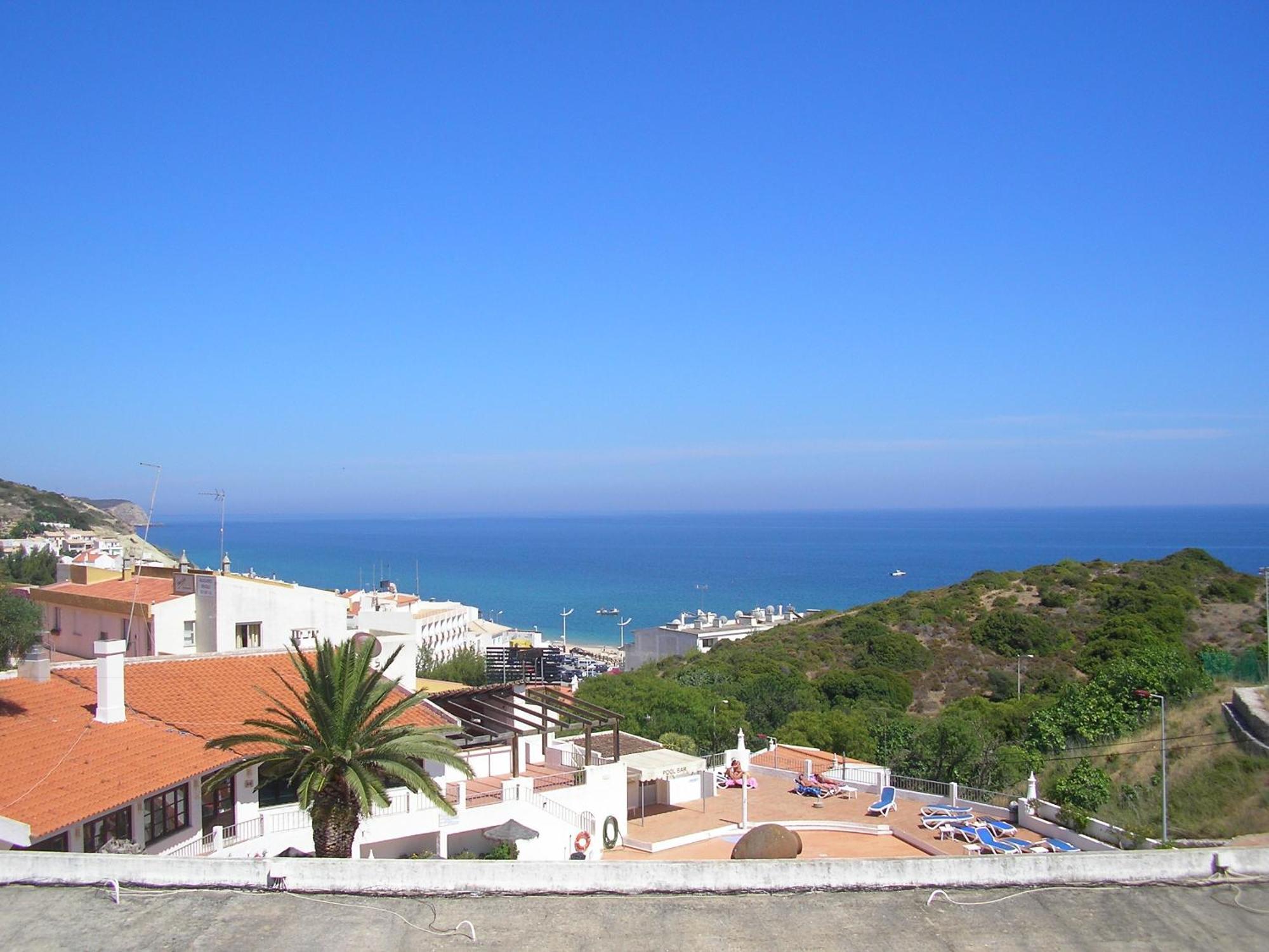 Apartamentos Salema Praia Club 外观 照片