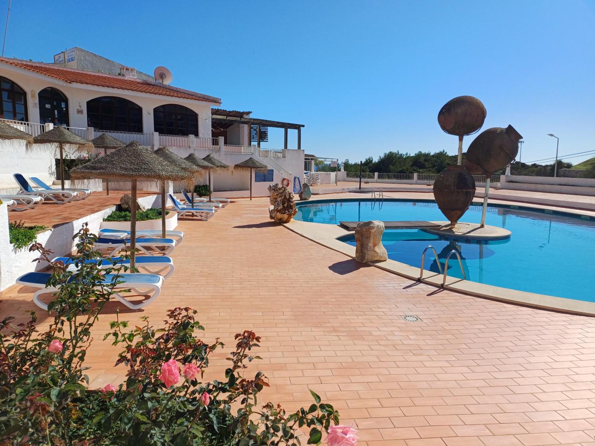 Apartamentos Salema Praia Club 外观 照片