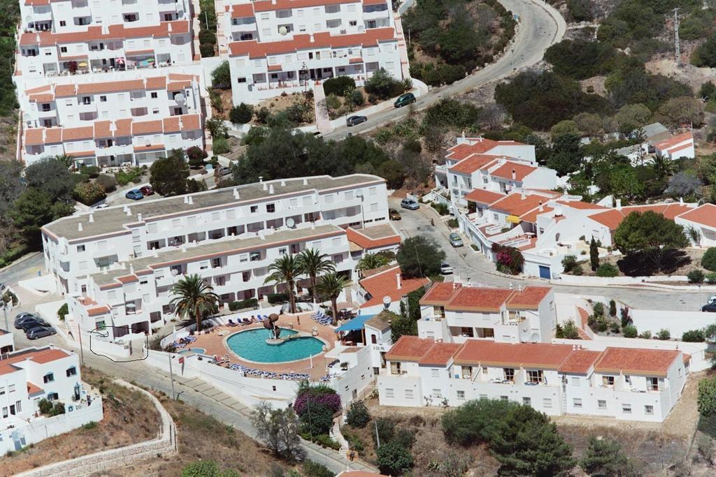 Apartamentos Salema Praia Club 外观 照片