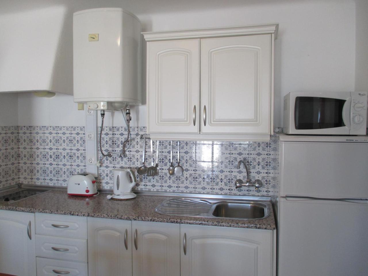 Apartamentos Salema Praia Club 外观 照片